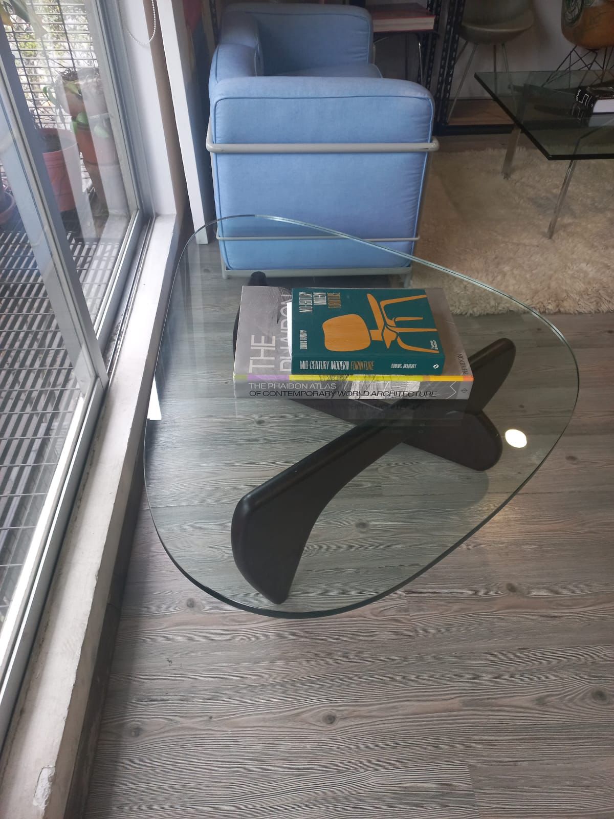 Noguchi Coffe Table    Replica