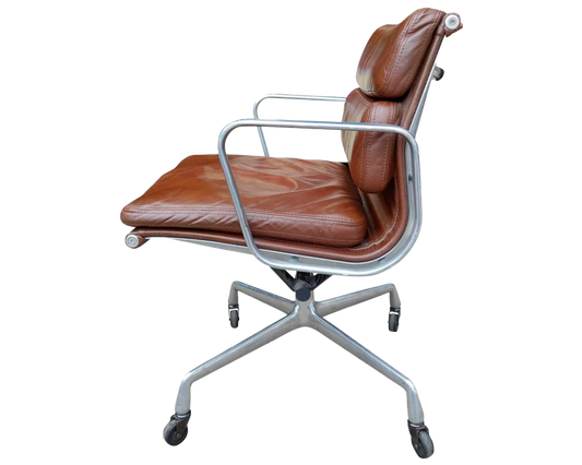 Eames Soft Pad  EA217 (1992) - Herman Miller