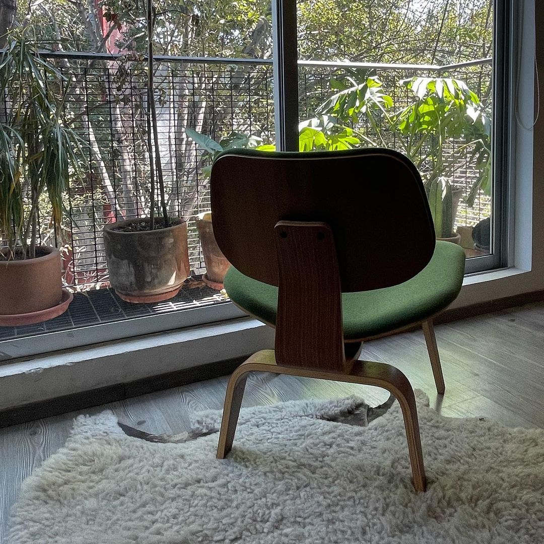 Eames LCW -Lounge Chair Wood- Herman Miller