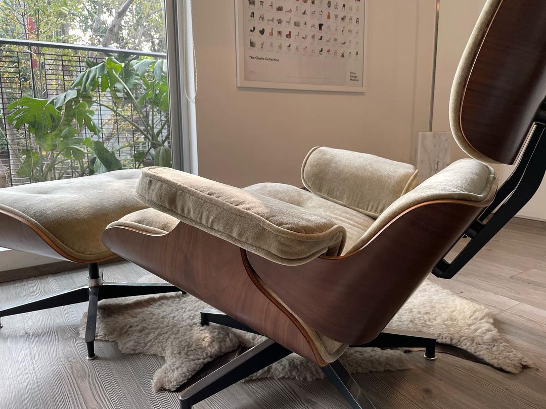 Eames Lounge Chair con Ottoman - terciopelo